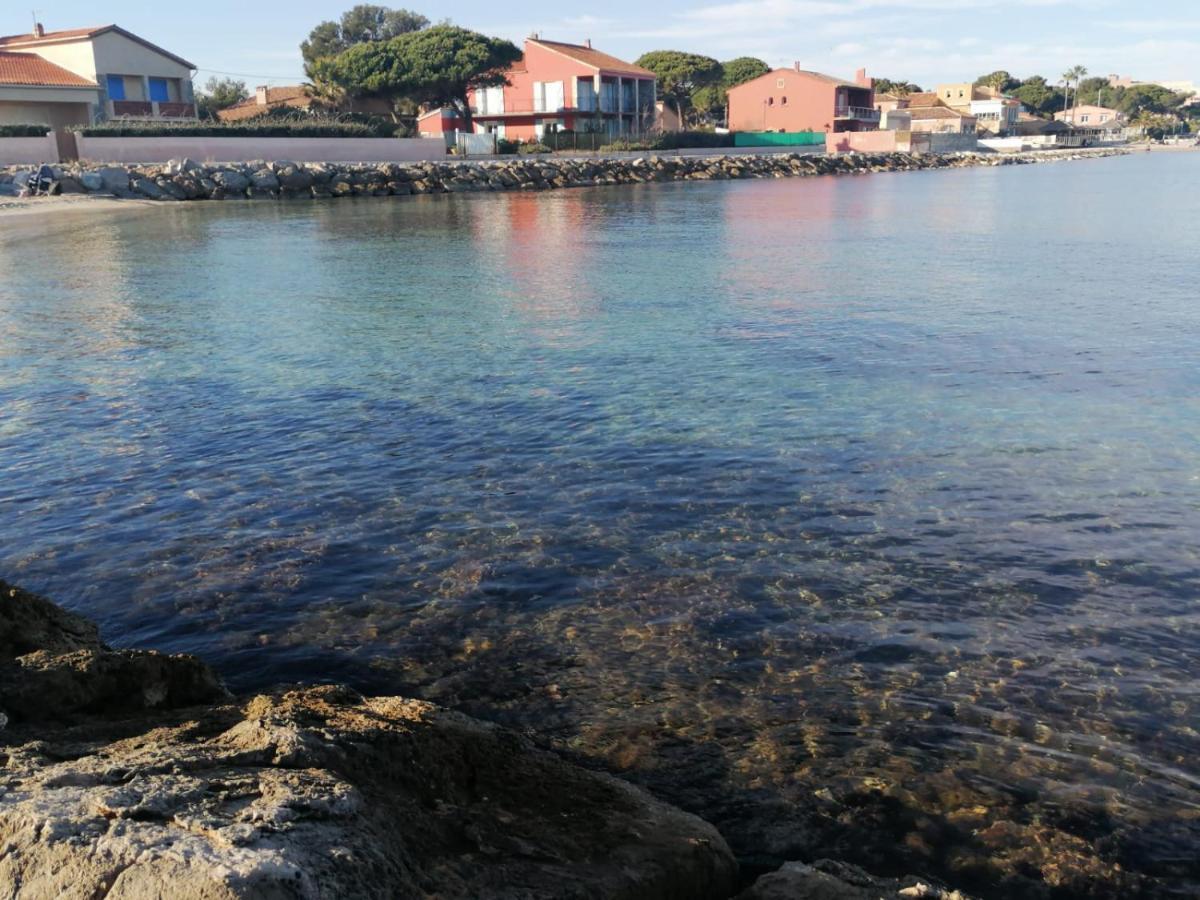 Beautiful Renovated Studio With View- Old Hyeres Exterior photo